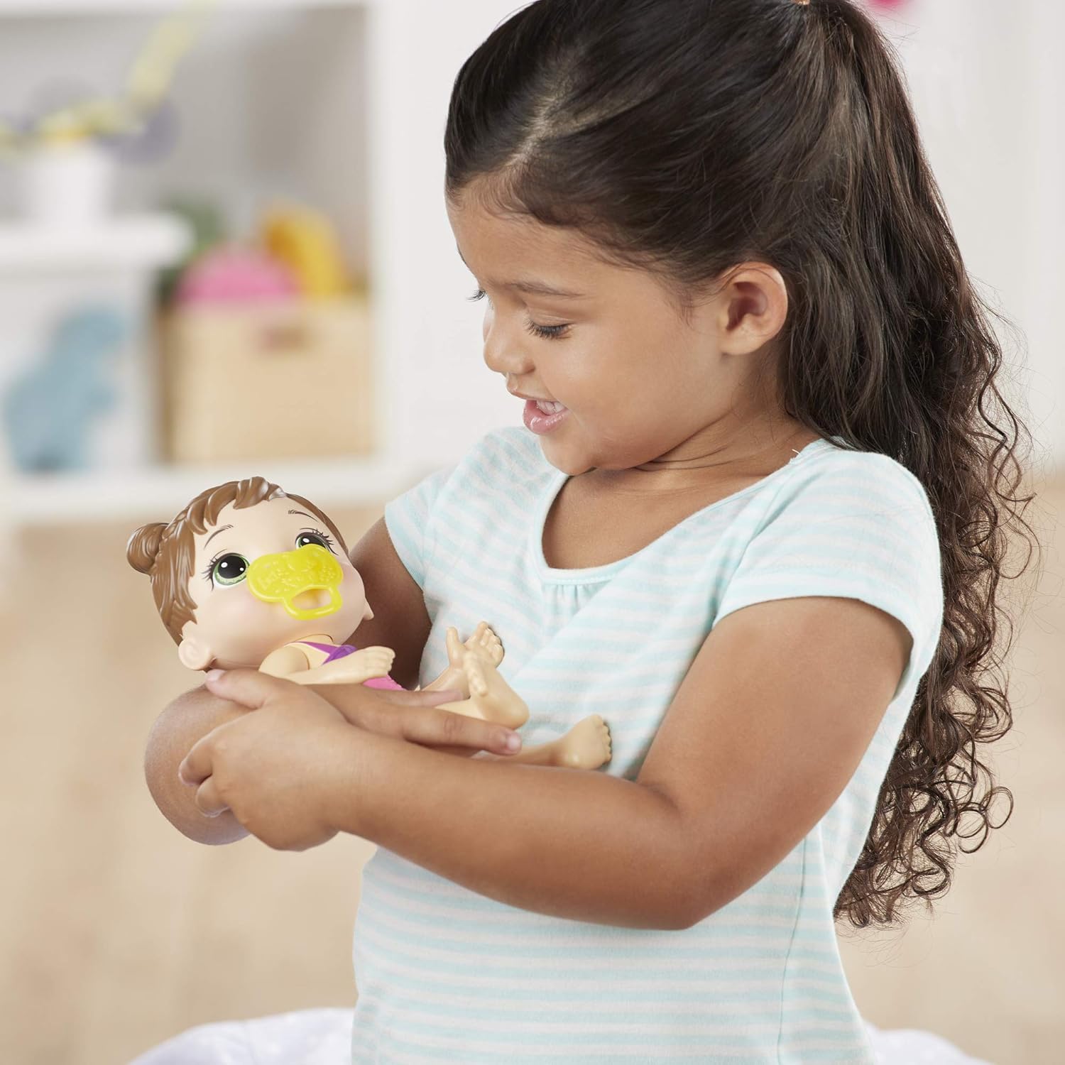 Baby Alive Banho Carinhoso Loira - Boneca para brincar dentro e fora da água - Imagem 3