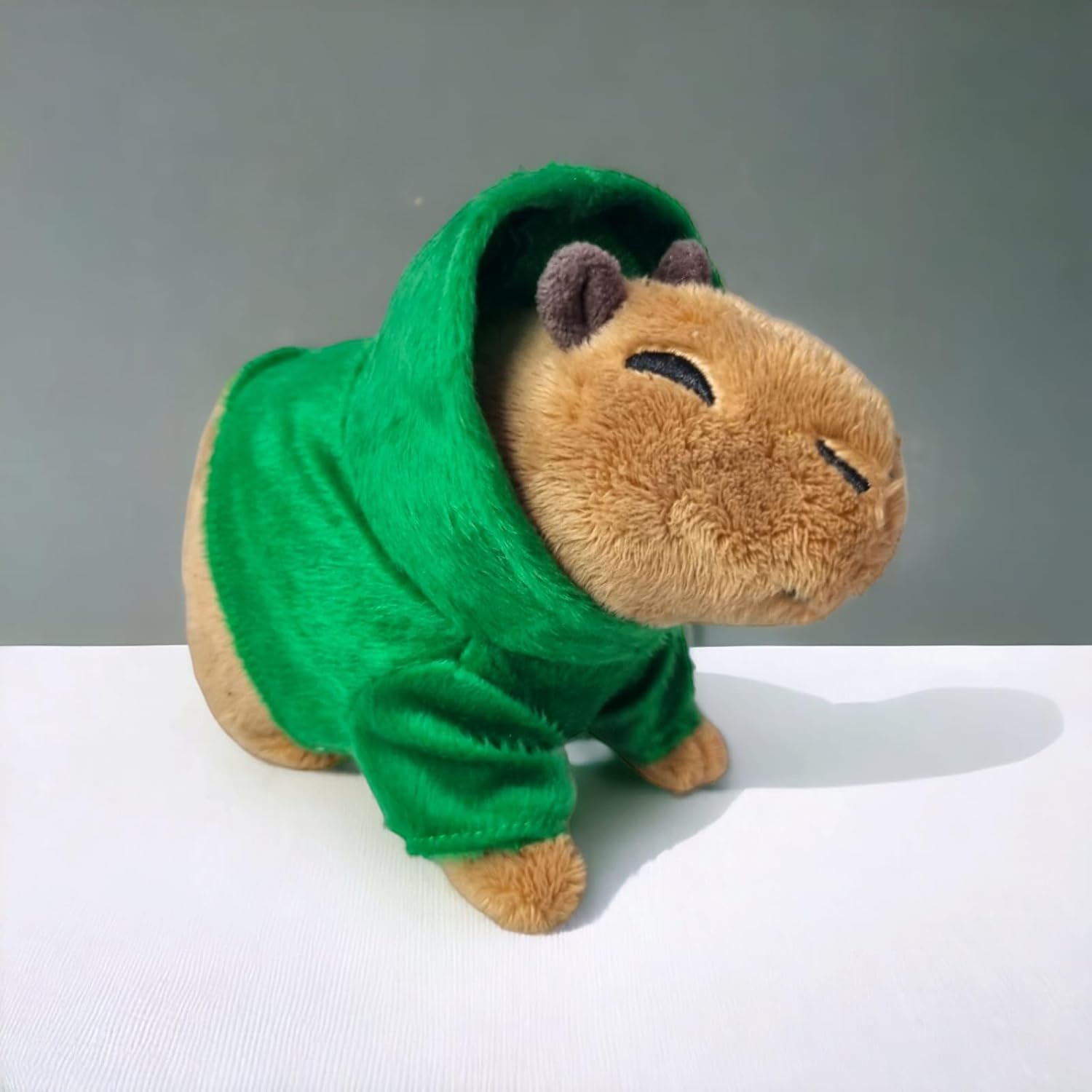 Brinquedos De Pelucia Capivara Fofa Filó C/Capuz Verde - Imagem 2