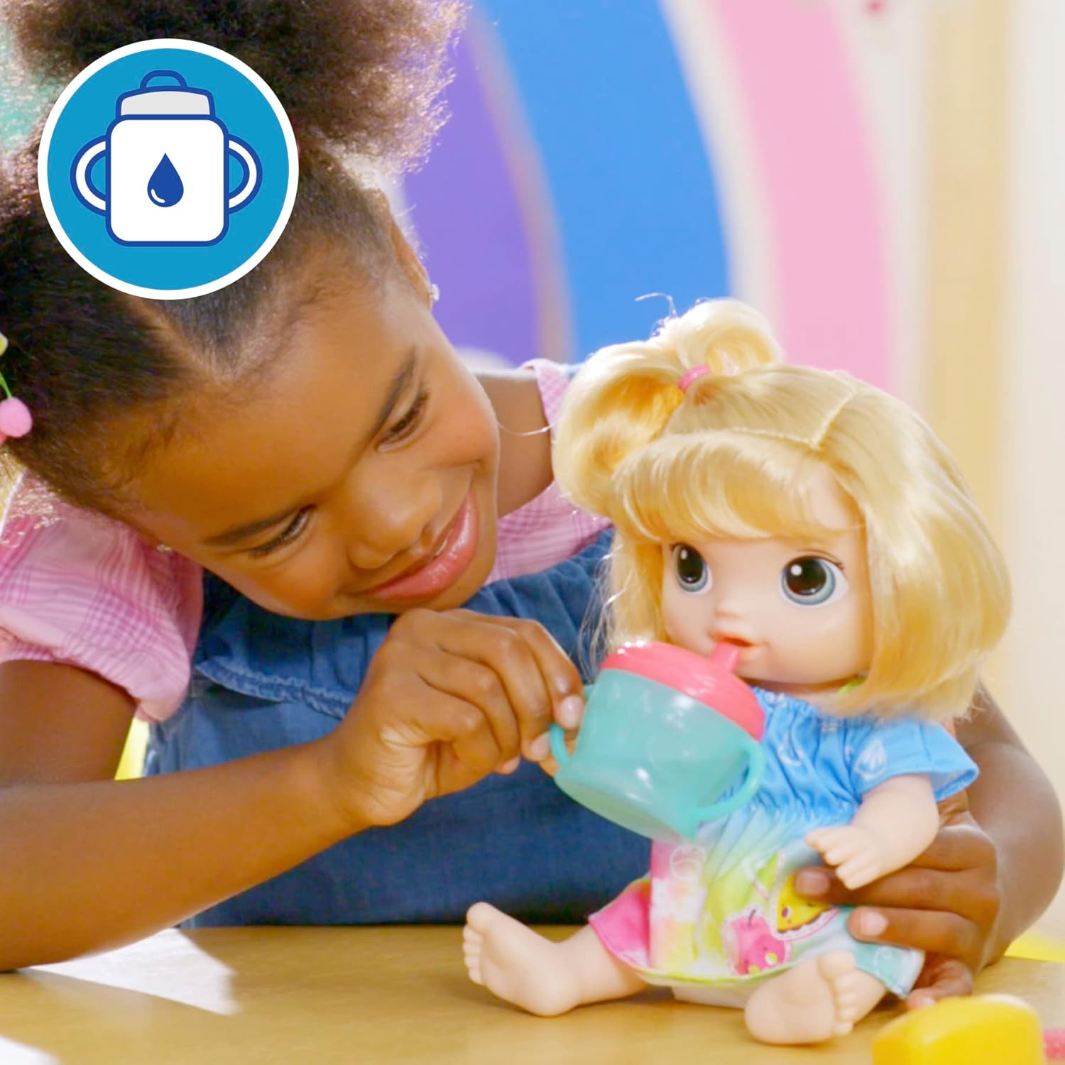 Baby Alive Hora do suco, maçã. Boneca de 30 cm, bebe e faz xixi, máquina de sucos, crianças a partir dos 3 anos, cabelos loiros - Imagem 4