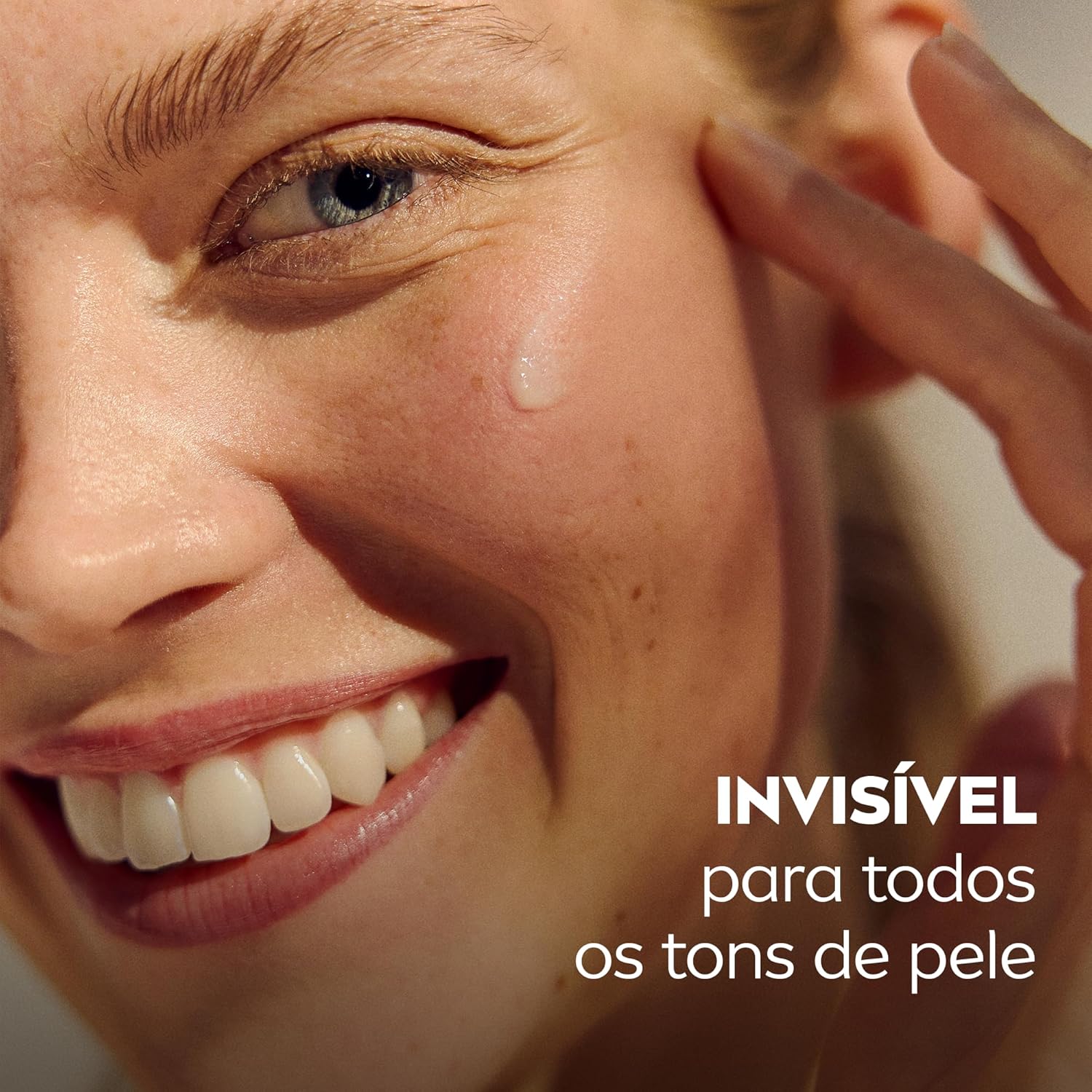NIVEA SUN Protetor Solar UV Face Specialist Invisible Fluido Diário FPS 70 40ml - Imagem 5